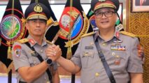 rigjen Pol Marzuki Ali Basyah dilantik sebagai Kapolda Aceh oleh Kapolri di Mabes Polri Jakarta.