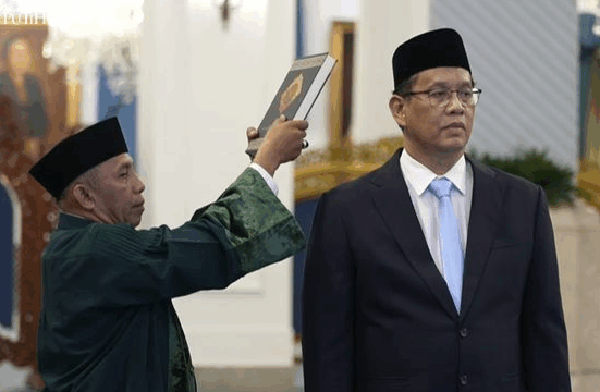 "Presiden Prabowo Subianto melakukan reshuffle Kabinet Merah Putih, melantik Purbaya Yudhi Sadewa sebagai Menteri Keuangan menggantikan Sri Mulyani, Senin (8/9/2025).
