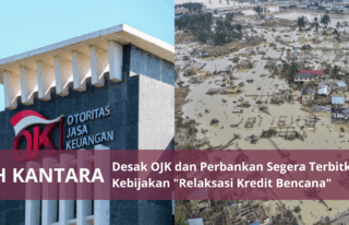 Kolase foto menunjukkan logo gedung Otoritas Jasa Keuangan (OJK) berlatar banjir dan pemandangan kerusakan parah pemukiman warga akibat banjir bandang di Aceh Tamiang, sebagai ilustrasi tuntutan relaksasi kredit.