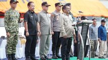 Wakil Bupati Aceh Tamiang Ismail memimpin Apel Kesiapsiagaan Penanggulangan Bencana Karhutla 2026 bersama Forkopimda