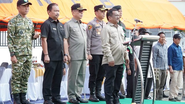 Wakil Bupati Aceh Tamiang Ismail memimpin Apel Kesiapsiagaan Penanggulangan Bencana Karhutla 2026 bersama Forkopimda